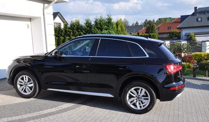 Audi Q5 cena 142500 przebieg: 81000, rok produkcji 2020 z Gdańsk małe 781